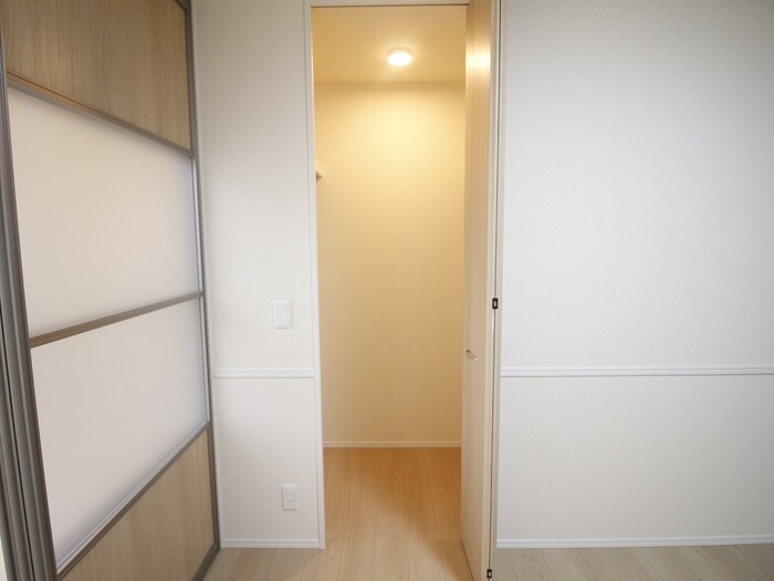 物件内観写真14　(収納)