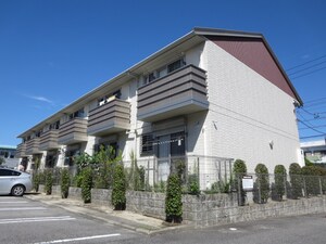 長久手ハイツＡ棟外観写真