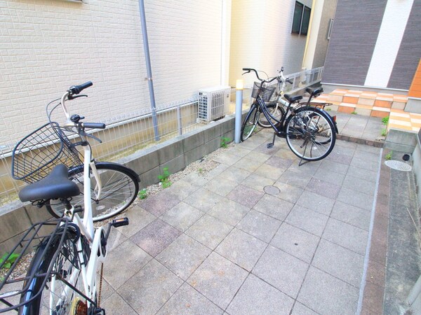 駐輪場