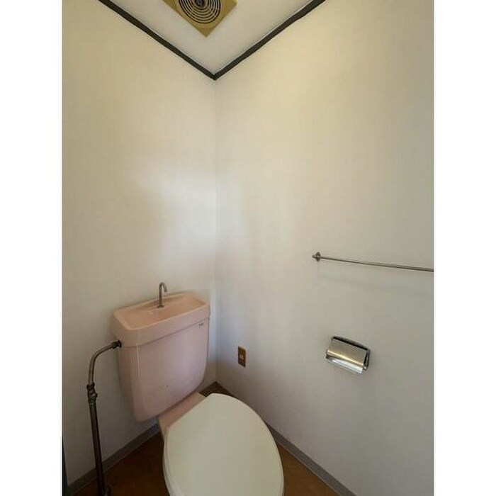 物件内観写真11　(トイレ)