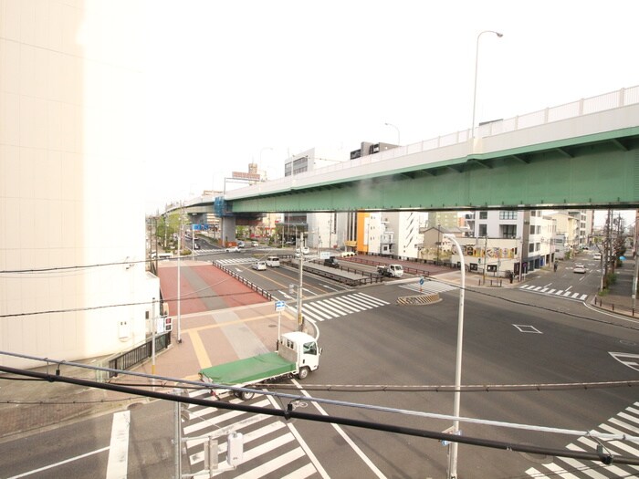 物件内観写真22　(室内からの展望)