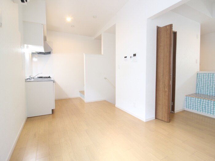 物件内観写真7　(居室)