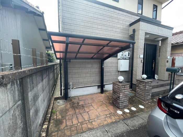 物件外観写真5　(駐輪場)