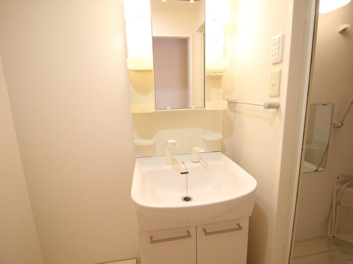 物件内観写真11　(洗面)