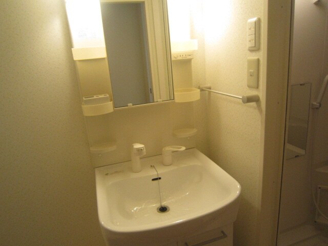 物件内観写真12　(洗面)