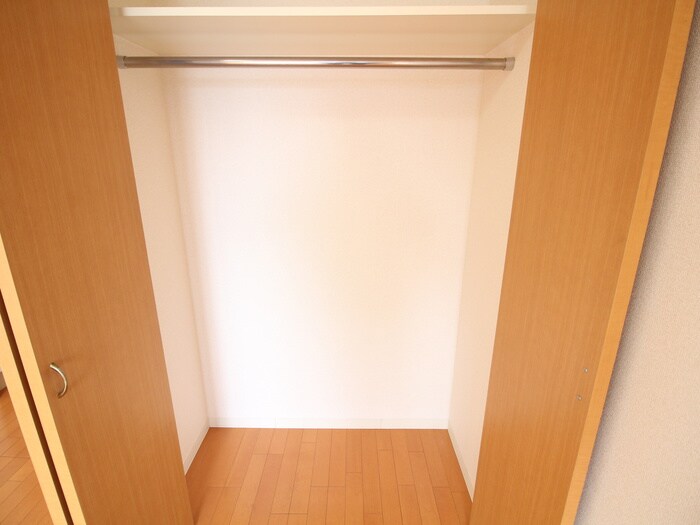 物件内観写真16　(収納)