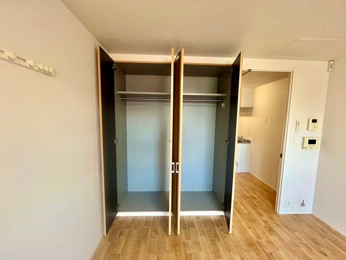物件内観写真18　(収納)