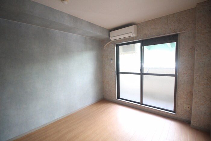 物件内観写真18　(居室)