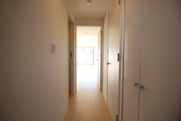 物件内観写真7　(廊下)