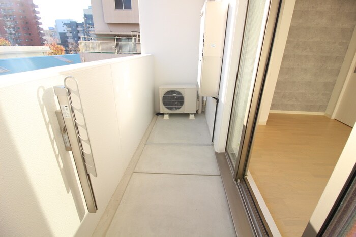 物件内観写真16　(ベランダ・バルコニー)