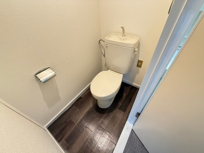 物件内観写真14　(トイレ)
