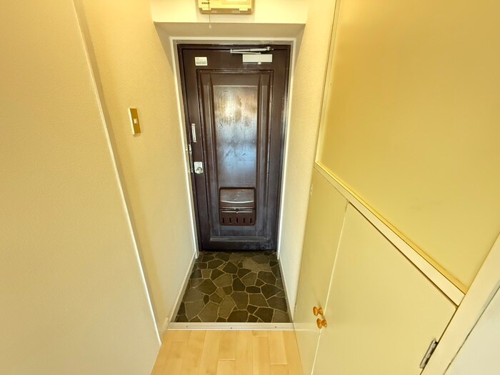 物件内観写真20　(玄関)