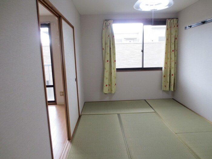 物件内観写真19　(居室)