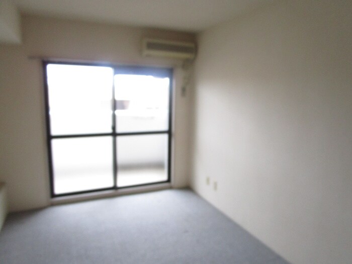 物件内観写真12　(居室)