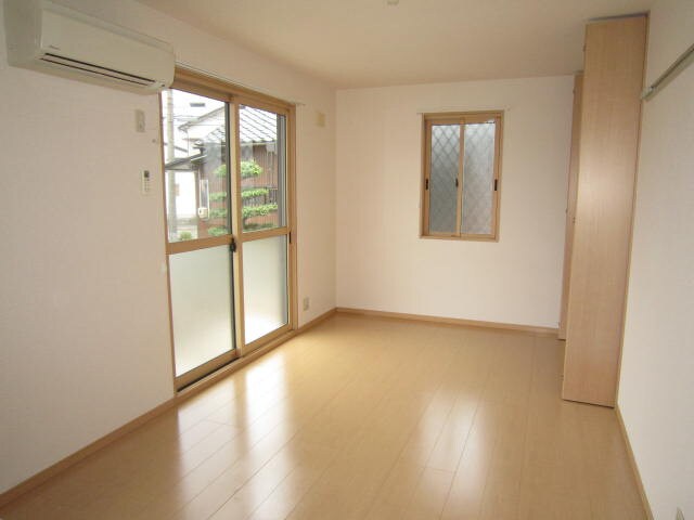 物件内観写真6　(居室)