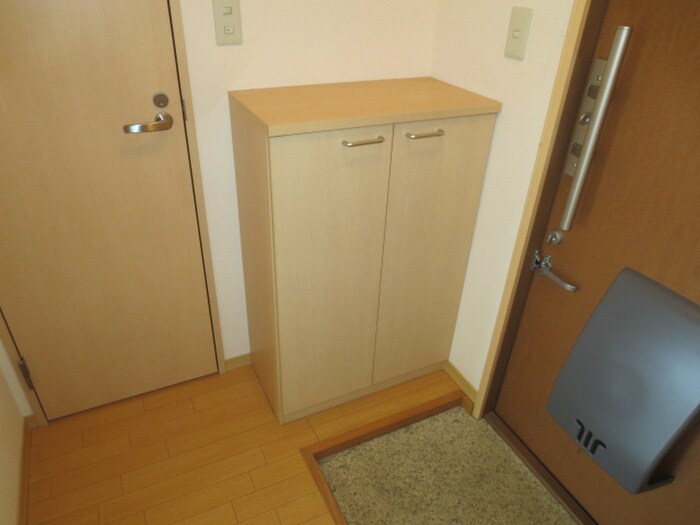 物件内観写真6　(靴箱)