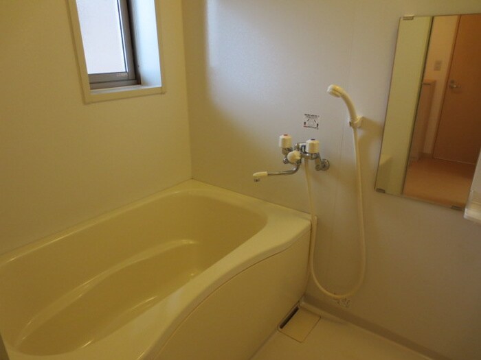 物件内観写真8　(バス／シャワールーム等)