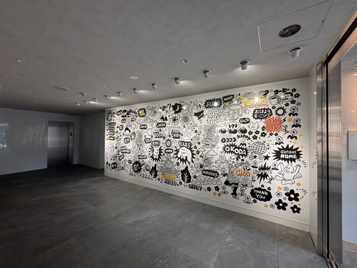 物件外観写真6　(エントランス部分)