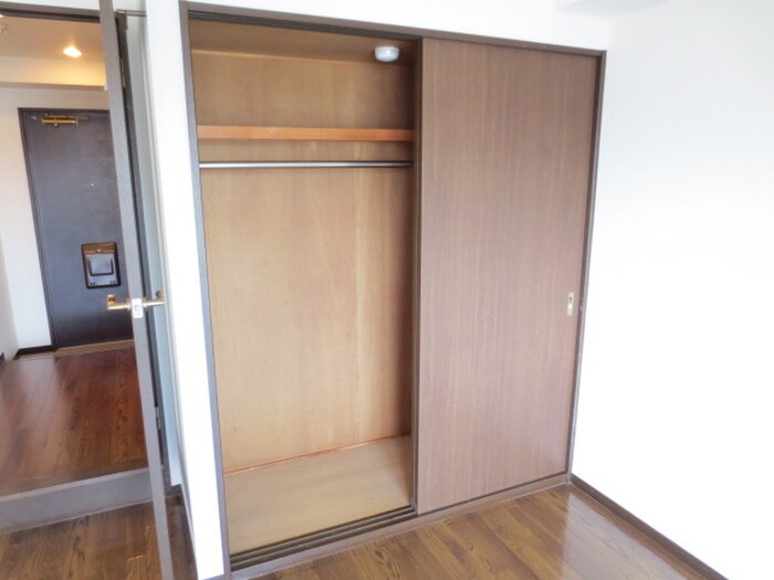 物件内観写真13　(収納)