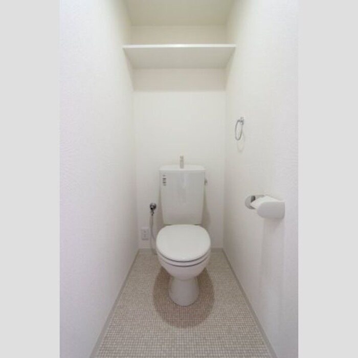 物件内観写真14　(トイレ)