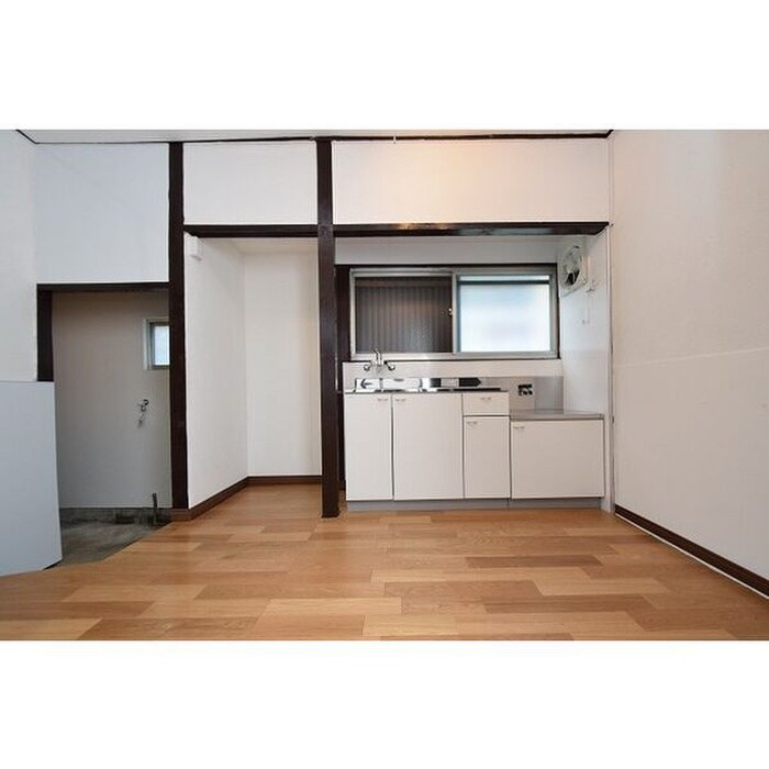 物件内観写真13　(居室)