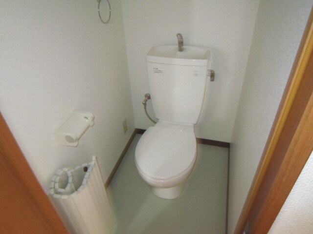 物件内観写真14　(トイレ)