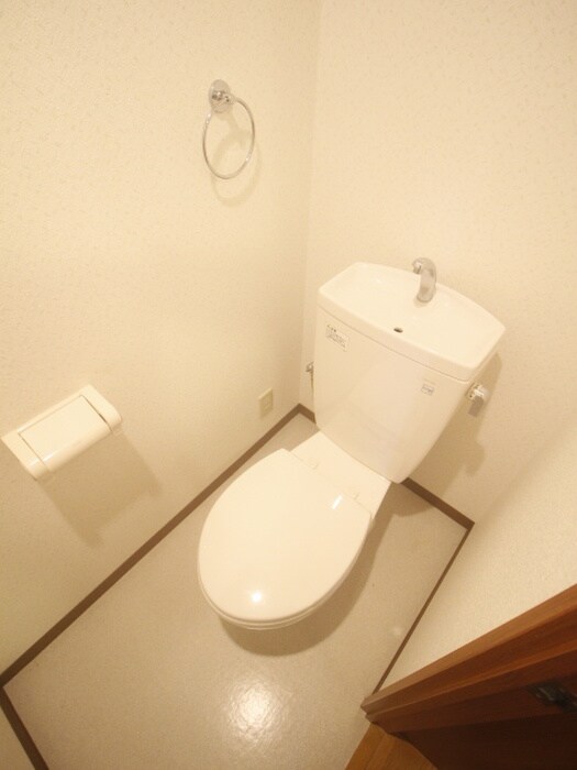 物件内観写真14　(トイレ)