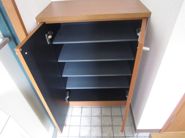 物件内観写真15　(靴箱)