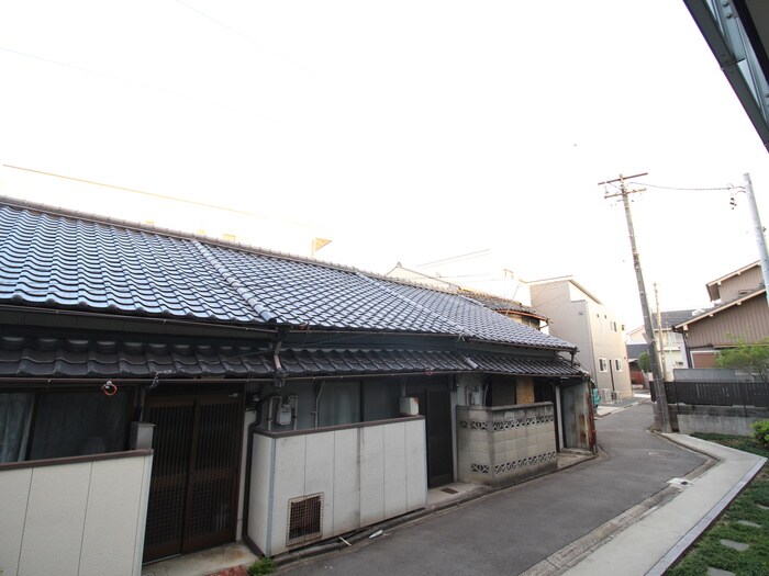 物件内観写真16　(室内からの展望)