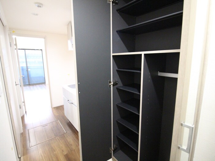 物件内観写真17　(靴箱)