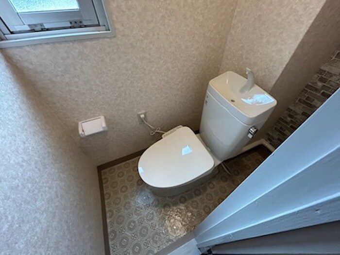 物件内観写真18　(トイレ)