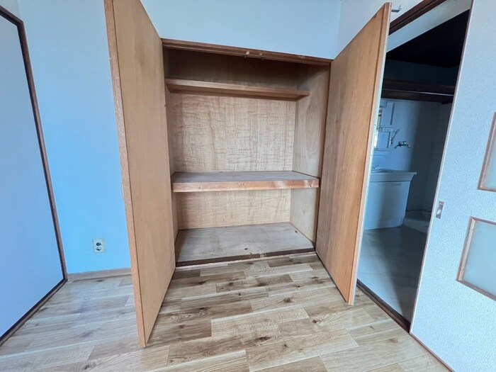 物件内観写真10　(収納)