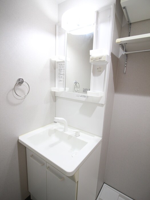 物件内観写真11　(洗面)