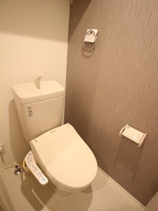 物件内観写真8　(トイレ)