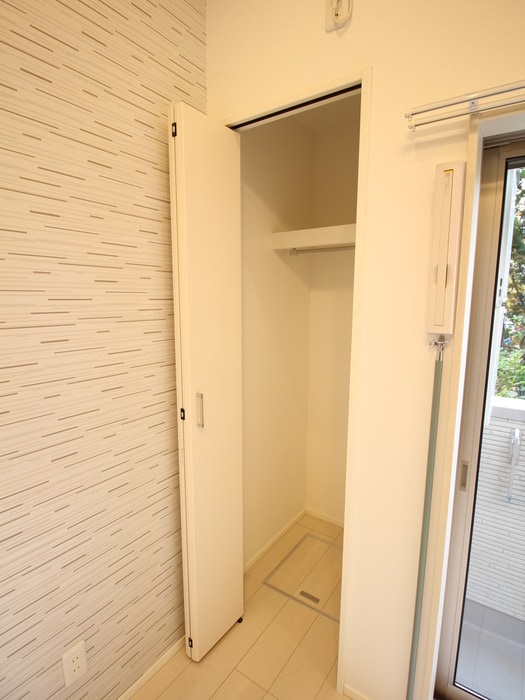 物件内観写真14　(収納)