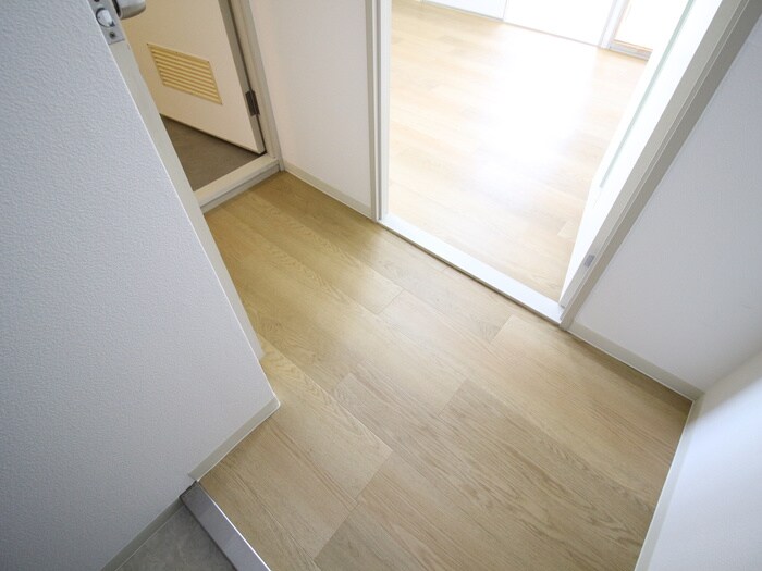物件内観写真15　(廊下)