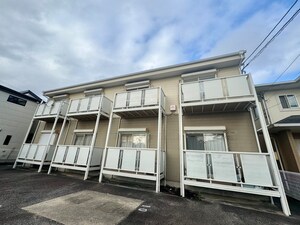 ＳｕｒｐｌｕｓＯｎｅ稲垣外観写真