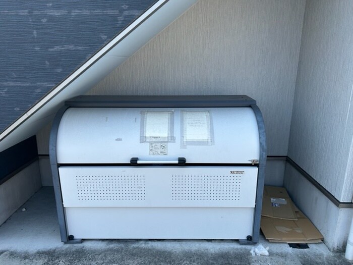 物件外観写真4　(建物設備)