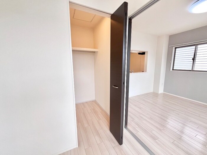 物件内観写真13　(居室)