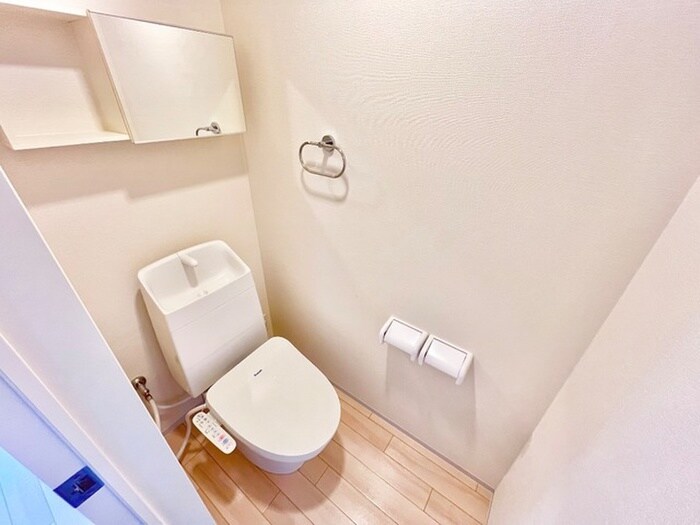 物件内観写真14　(トイレ)