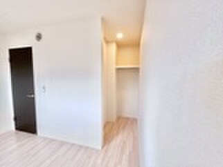 物件内観写真16　(収納)