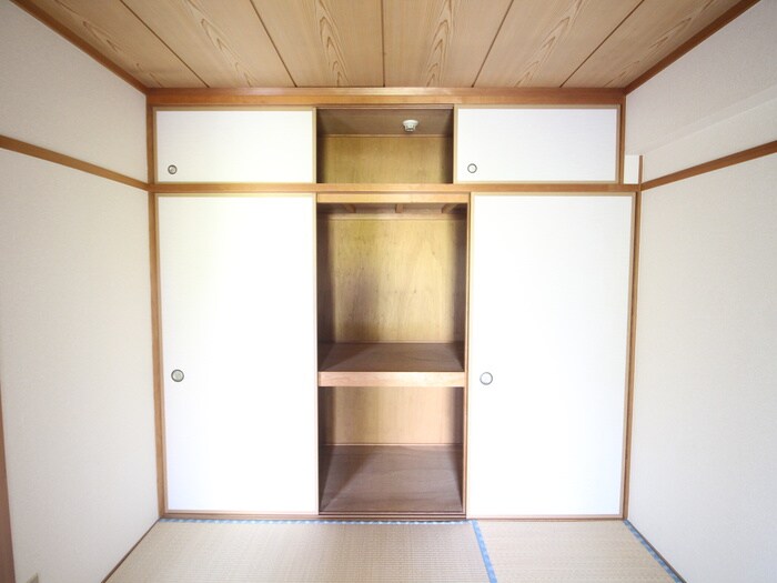 物件内観写真18　(収納)
