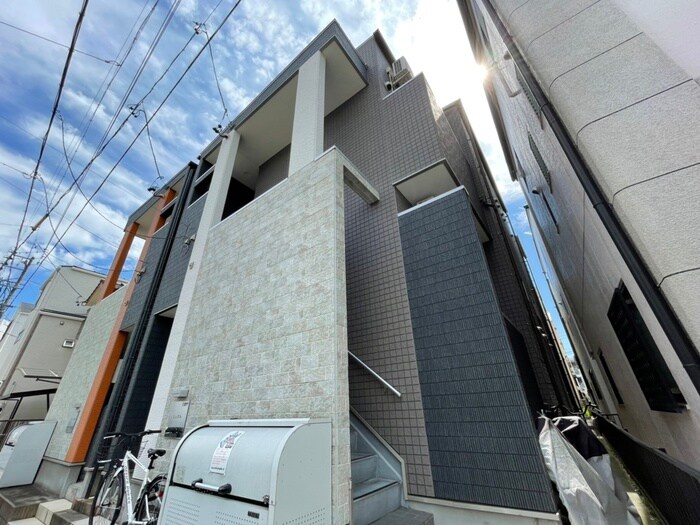 物件外観写真1　(外観写真)