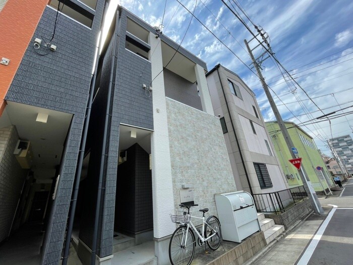 物件外観写真2　(外観写真)