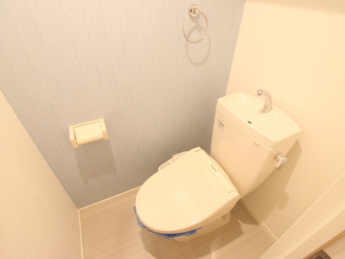 物件内観写真11　(トイレ)