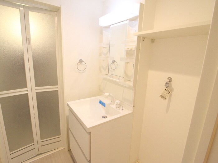 物件内観写真12　(洗面)