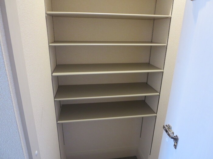 物件内観写真16　(靴箱)