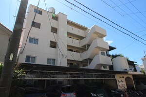 ニュー泉荘外観写真