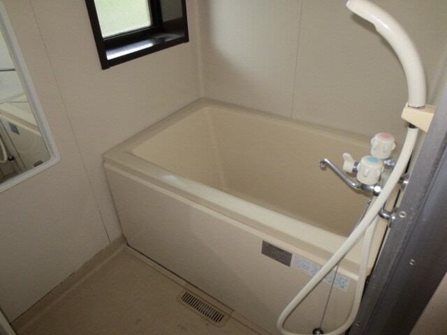 物件内観写真12　(バス／シャワールーム等)