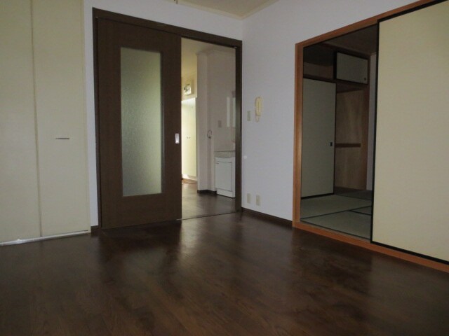 物件内観写真14　(居室)